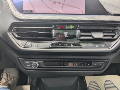 BMW 118 118iA PACK M CARPLAY BLUETOOTH GPS TOIT PANO OUV