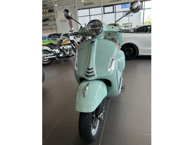 Vespa GTS 125 