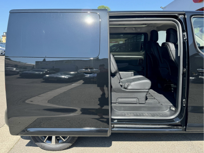 Toyota Proace VERSO Garantie 4/2035 L1 7 SITZE VIP LOUNE PANO CUIR NAVI