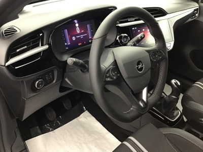 Opel Corsa 1.2 TURBO 75 GS