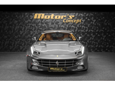 Ferrari FF V12 - GRIGIO SILVERSTONE