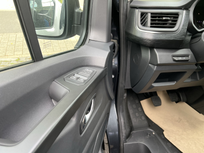 Renault Trafic AT9 170  L2H1 LM17/Navy/Holzverkleidung
