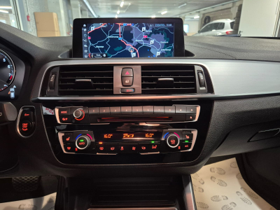 BMW M140i LED CUIR NAVI X-DRIVE