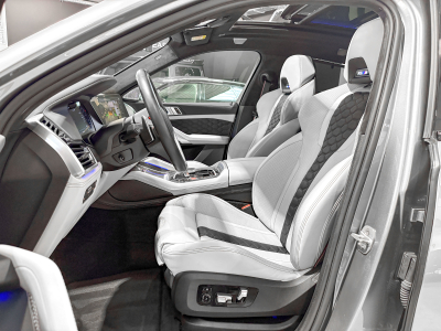 BMW X6 M Competition,/Pano/Display/Soft/Keles/360° ACC+ AHK/ Laser Sitzlüftung/22/