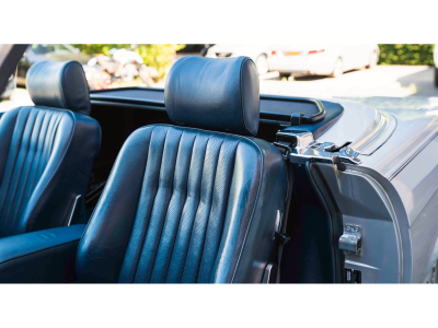 Mercedes-Benz SL 560 Auto.