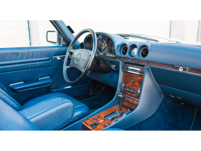 Mercedes-Benz SL 560 Auto.