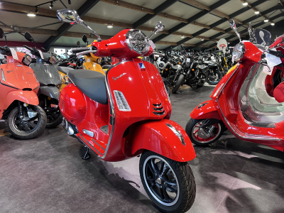 Vespa GTS Super 310