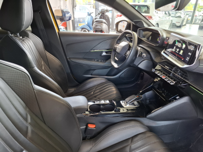 Peugeot 208 GT PACK 1.2 STOP&START 130 EAT8, 1 HAND, CUIR, NAVI , CAMERA