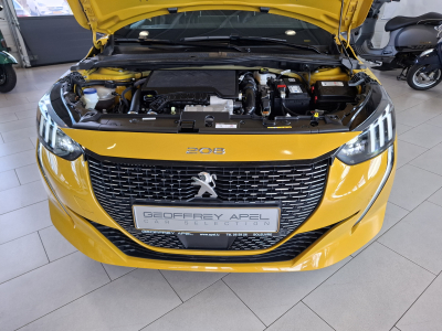 Peugeot 208 GT PACK 1.2 STOP&START 130 EAT8, 1 HAND, CUIR, NAVI , CAMERA
