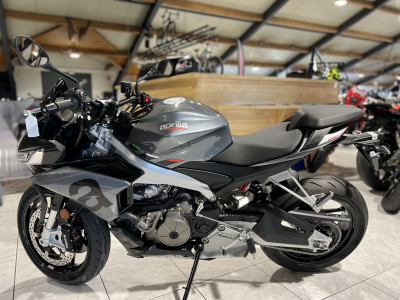 Aprilia Tuono 660 DISPONIBLE AUSSI EN 35 KW