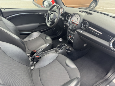 MINI Cooper D 1.6D 112