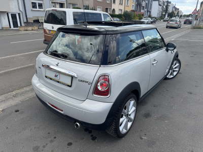 MINI Cooper D 1.6D 112