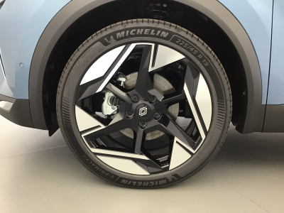 Renault Symbioz 1.6 E-Tech Full Hybrid 145 EDC Iconic