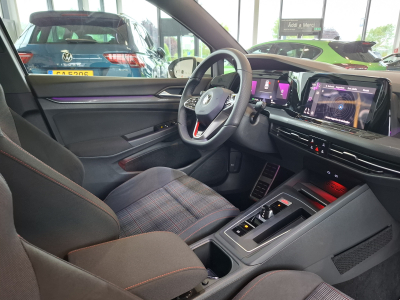 Volkswagen Golf GTI VIII 2.0 DSG 245 IQ. LIGHT,Camera,Led,
