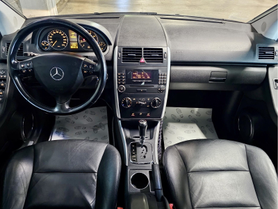 Mercedes-Benz A 200 ELEGANCE AUTO