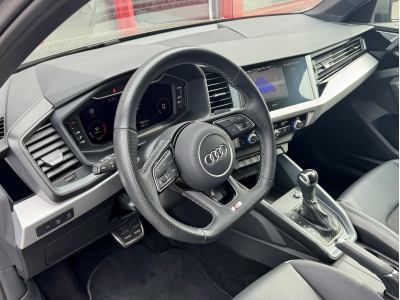 Audi A1 40 TFSI S-TRONIC SPORTBACK 3X S-LINE CUIR NAVI 1 HAND