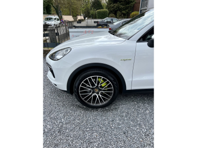 Porsche Cayenne E-HYBRID 462 TIPTRONIC S 8 21’ PANO