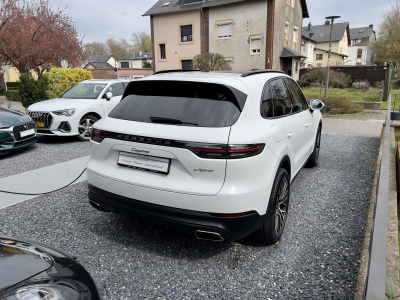 Porsche Cayenne E-HYBRID 462 TIPTRONIC S 8 21’ PANO