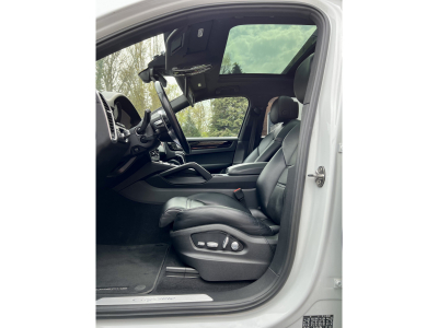 Porsche Cayenne E-HYBRID 462 TIPTRONIC S 8 21’ PANO