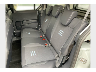 Ford Tourneo Courier 1.0i Ecoboost 126 Active Automatik