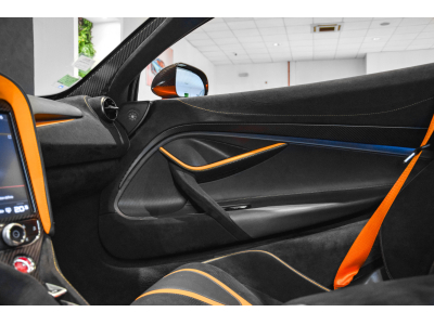 McLaren 720S COUPÉ PERFORMANCE - PACK CARBONE - ELITE PAINT