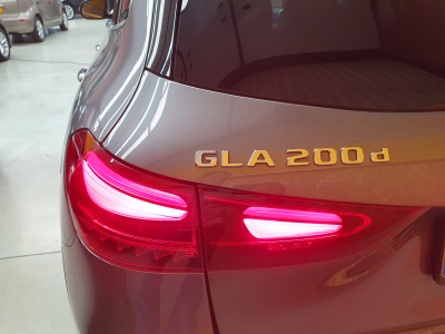 Mercedes-Benz GLA 200 d 8G-DCT 150CV AMG-Line
