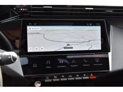 Peugeot 408 1.2 PureTech Allure EAT8