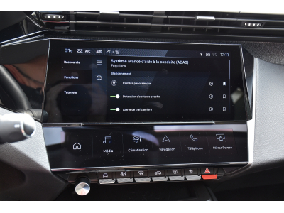 Peugeot 408 1.2 PureTech Allure EAT8