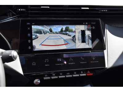 Peugeot 408 1.2 PureTech Allure EAT8