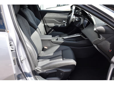 Peugeot 408 1.2 PureTech Allure EAT8