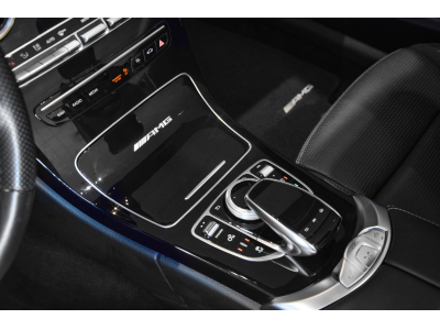 Mercedes-Benz C 63 AMG Cabriolet V8