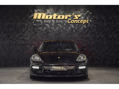 Porsche Panamera Turbo V8