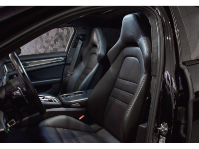 Porsche Panamera Turbo V8