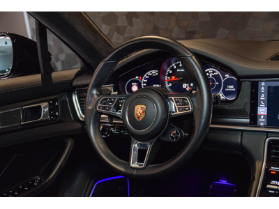 Porsche Panamera Turbo V8