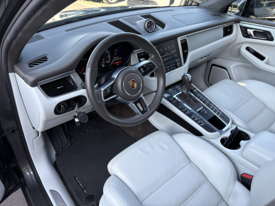 Porsche Macan Turbo Performance 441ps /21/Panorama/Camera//Burmester/Sport Chrono/Voll