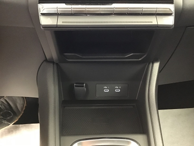 Renault Captur 1.6 E-Tech Full Hybrid 145 EDC TECHNO