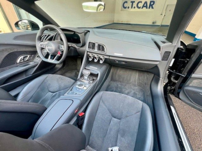 Audi R8 Spyder 5.2 FSI RWD