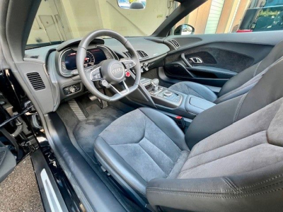 Audi R8 Spyder 5.2 FSI RWD