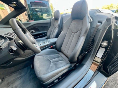 Audi R8 Spyder 5.2 FSI RWD