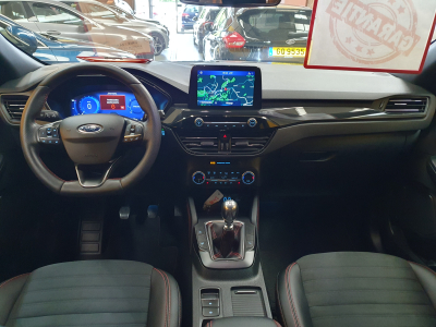 Ford Kuga 1.5 TDCI 120CV ST-LINE