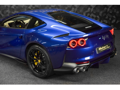 Ferrari 812 Superfast 6.5 V12 - BLEU TOUR DE FRANCE