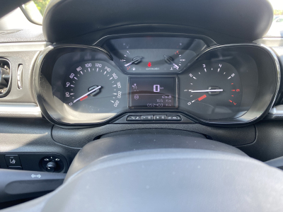 Citroën C3 1.2i 83cv PDC AR LED DAB