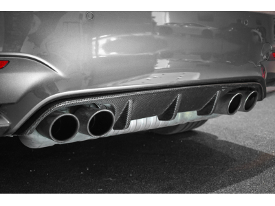 BMW M4 F82 Coupé DKG7