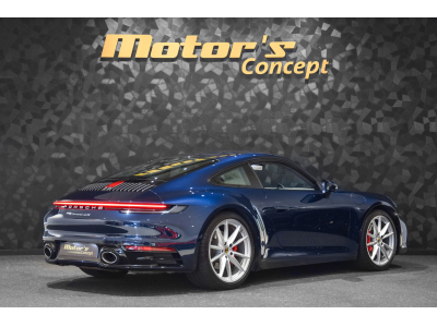 Porsche 992 Carrera 4S Coupé PDK - Night Blue Metallic