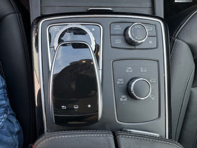 Mercedes-Benz GLE 350 MERCEDES GLE 350 4 MATIC AHK LEDER SHZ