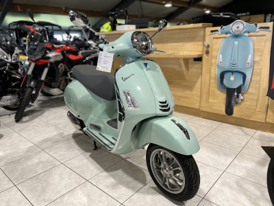 Vespa GTS 125 Classica