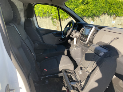 Renault Trafic TRAFIC 29 L2H1 1.6dci 120cv Galerie de Toit