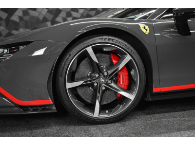 Ferrari SF90 Stradale ASSETTO FIORANO - GRIGIO SCURO
