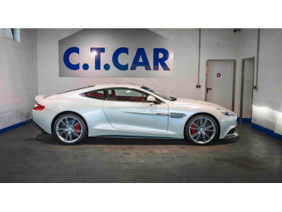 Aston Martin Vanquish Coupe 6.0 V12 Automatik Carbon B&O