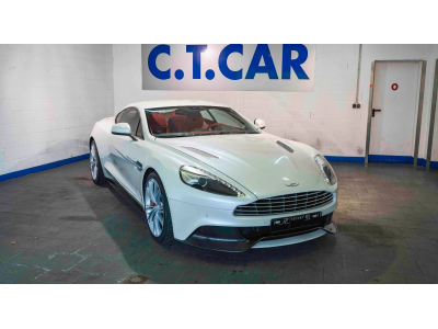 Aston Martin Vanquish Coupe 6.0 V12 Automatik Carbon B&O